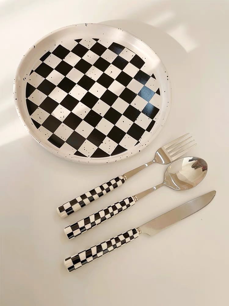 Modern Checkered Flatware Sets