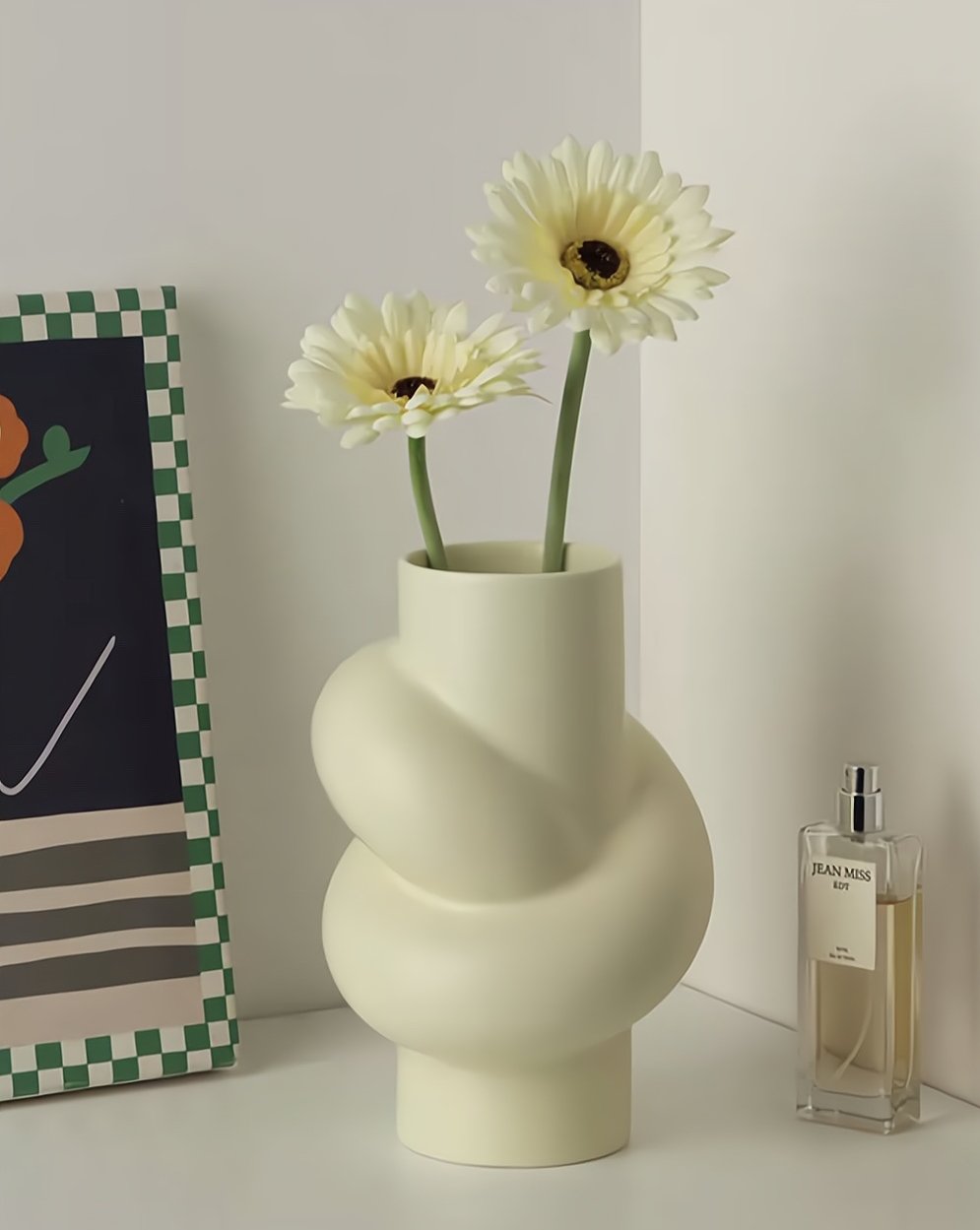 Handmade Ceramic Knot Vase - Decorative and Unique Modern Vase